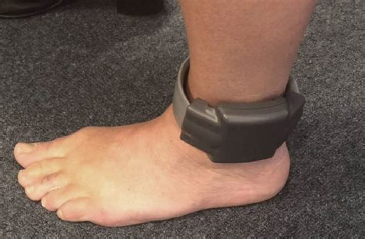 Are ankle monitors uncomfortable?