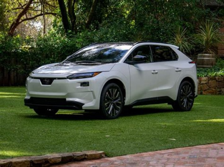 Who put curse on Subaru?